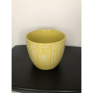 Yellow Ceramic Flower Pot Indoor Planter 5.5" Diameter Decorative Preowned